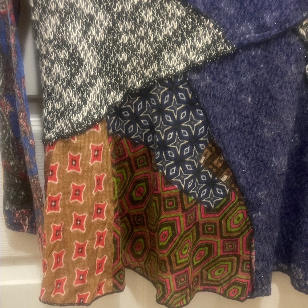 Multicolor Patchwork Cowl Neck Sweater - Picture 4 of 8